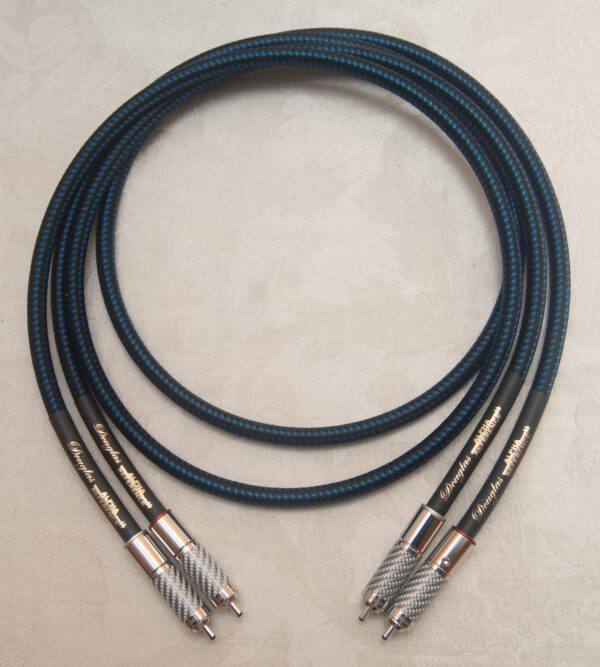 Made using Furutech DAS 4.1 Audio Cable and Furutech CF-102 NCF RCA Connectors