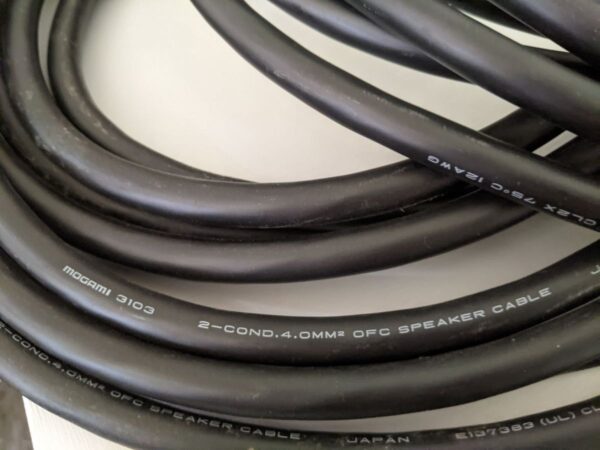 Mogami 3103 OFC 12 AWG speaker cable raw