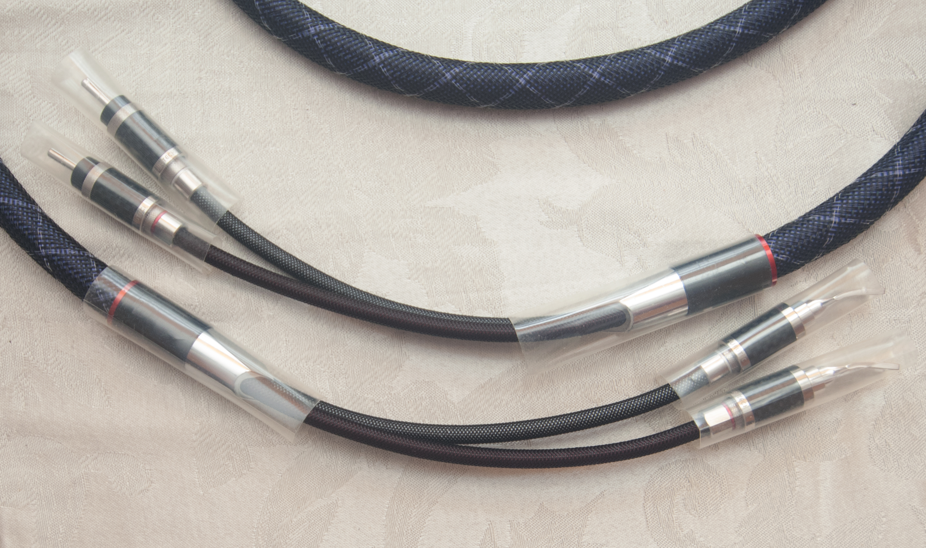 Furutech NanoFlux 2.5 Meter Speaker Cable Pair Bananas to Spades