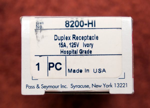 Pass Seymour 8200HI Hospital Grade Duplex Receptacle